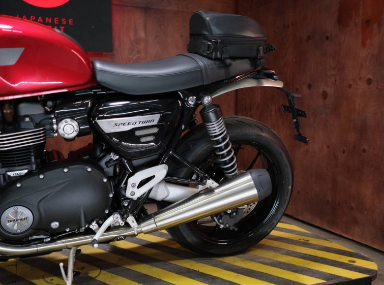 Мотоцикл Triumph Speed Twin 1200 с пробегом 13908 км