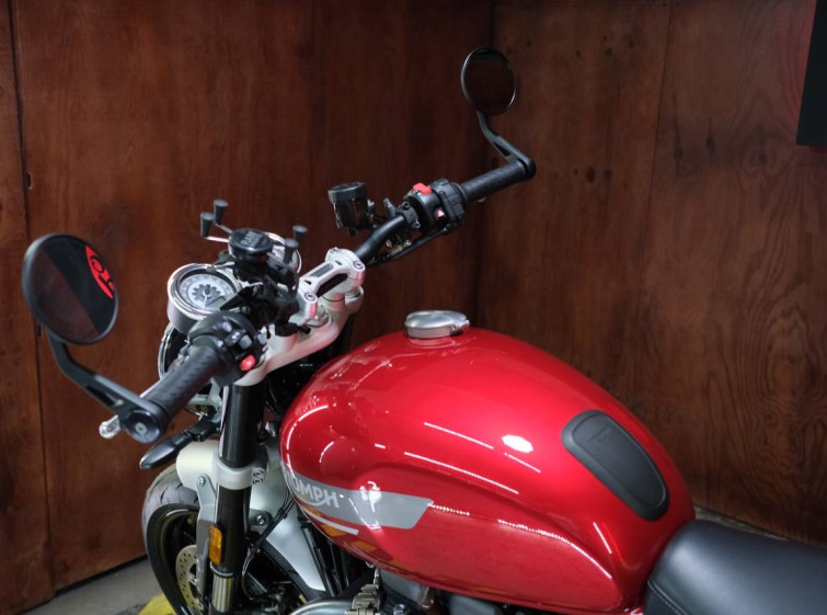Мотоцикл Triumph Speed Twin 1200 с пробегом 13908 км