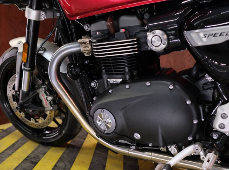 Мотоцикл Triumph Speed Twin 1200 с пробегом 13908 км