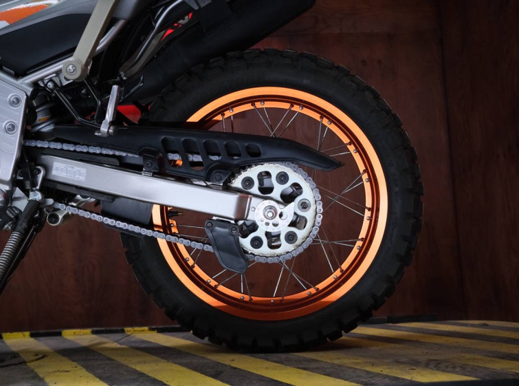 Мотоцикл Yamaha Serow 250XT Touring с пробегом 8899 км