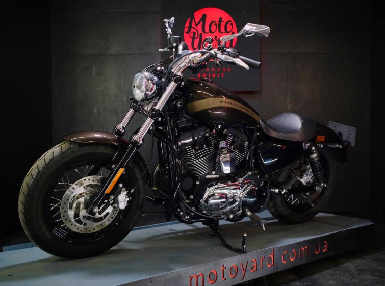 Мотоцикл Harley-Davidson Sportster 1200 Custom [ XL1200C ] с пробегом 4897 км