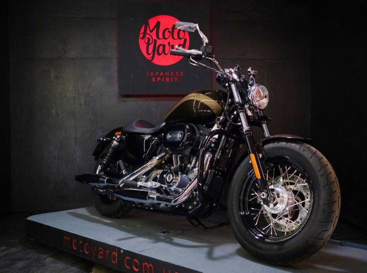Мотоцикл Harley-Davidson Sportster 1200 Custom [ XL1200C ] с пробегом 4897 км