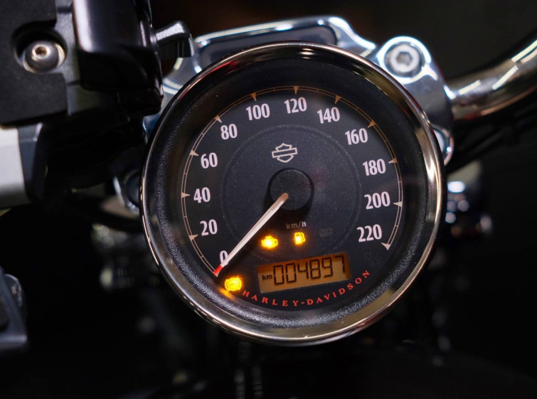 Мотоцикл Harley-Davidson Sportster 1200 Custom [ XL1200C ] с пробегом 4897 км