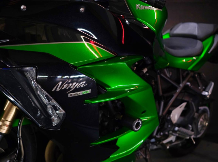Мотоцикл Kawasaki ninja H2-SX SE с пробегом 13505 км