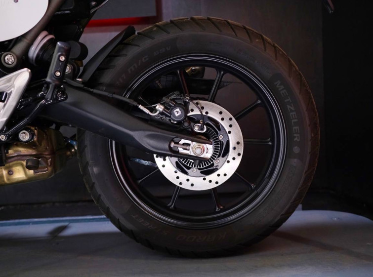 Мотоцикл Triumph Scrambler 400X с пробегом 902 км