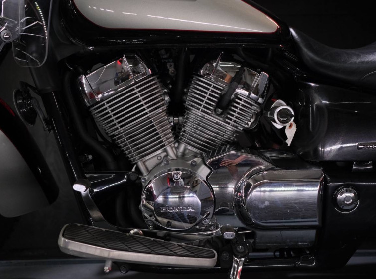 Мотоцикл Honda Shadow 750 з пробігом 21461 км