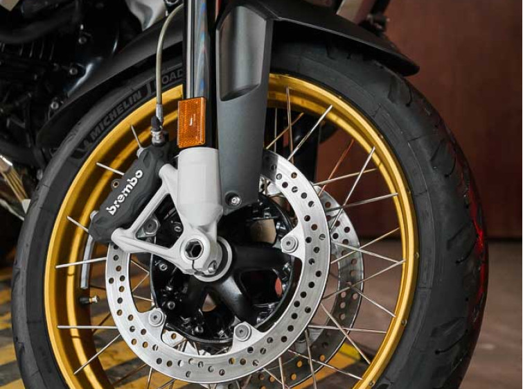 Мотоцикл BMW R1250GS с пробегом 13724 км