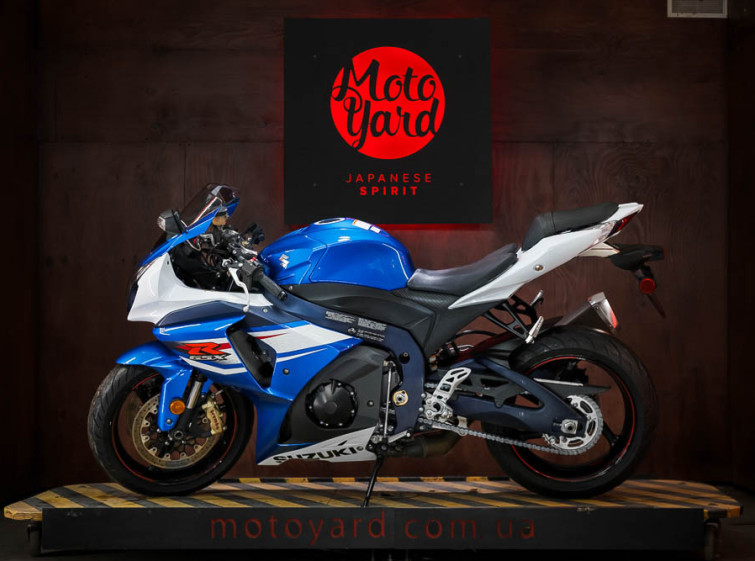Мотоцикл Suzuki GSX-R 1000 с пробегом 23500 км