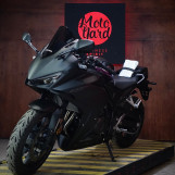 Мотоцикл Honda CBR400R з пробігом 4077 км