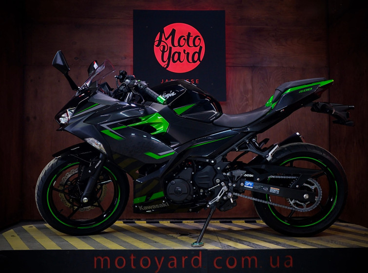 Мотоцикл Kawasaki Ninja 400 с пробегом 10135 км