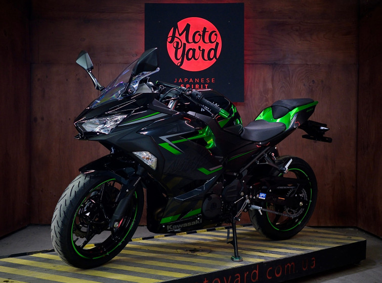 Мотоцикл Kawasaki Ninja 400 с пробегом 10135 км