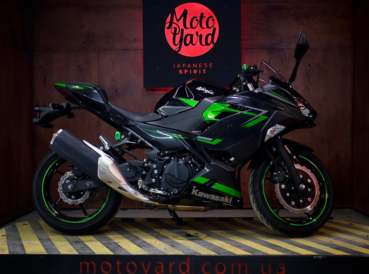 Мотоцикл Kawasaki Ninja 400 с пробегом 10135 км