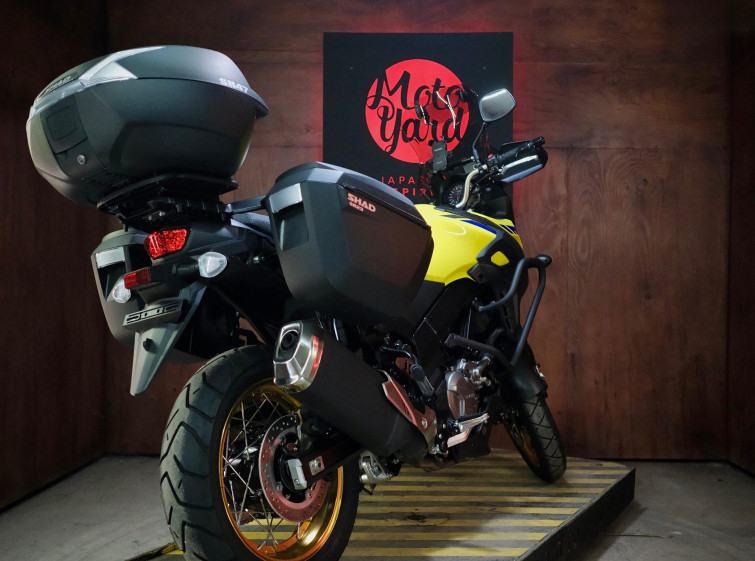 Мотоцикл Suzuki V-Strom 650 Adventure с пробегом 2214 км