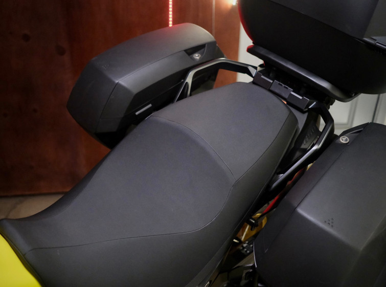 Мотоцикл Suzuki V-Strom 650 Adventure с пробегом 2214 км