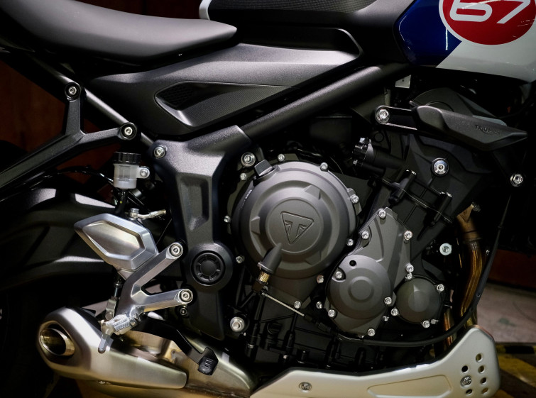 Мотоцикл Triumph Tridant с пробегом 4786 км