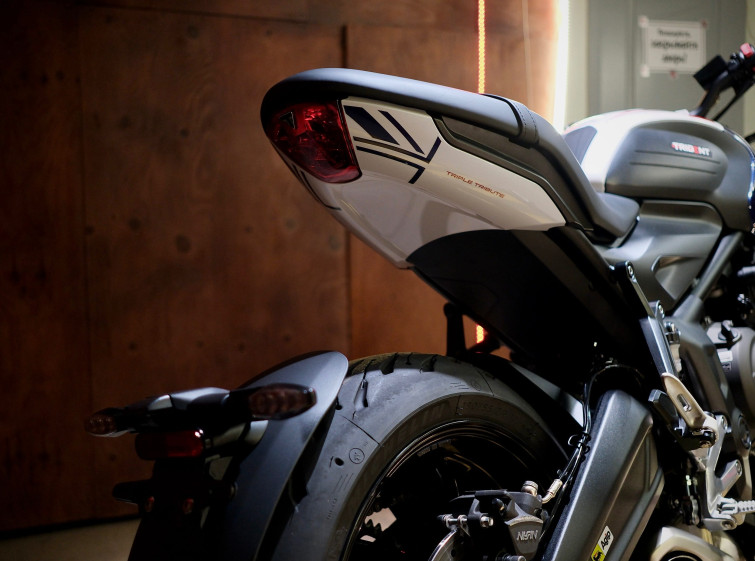 Мотоцикл Triumph Tridant с пробегом 4786 км