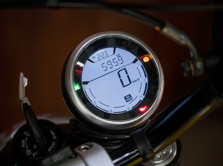 Мотоцикл Ducati Scrambler Icon ABS Состояние нового с пробегом 5959 км