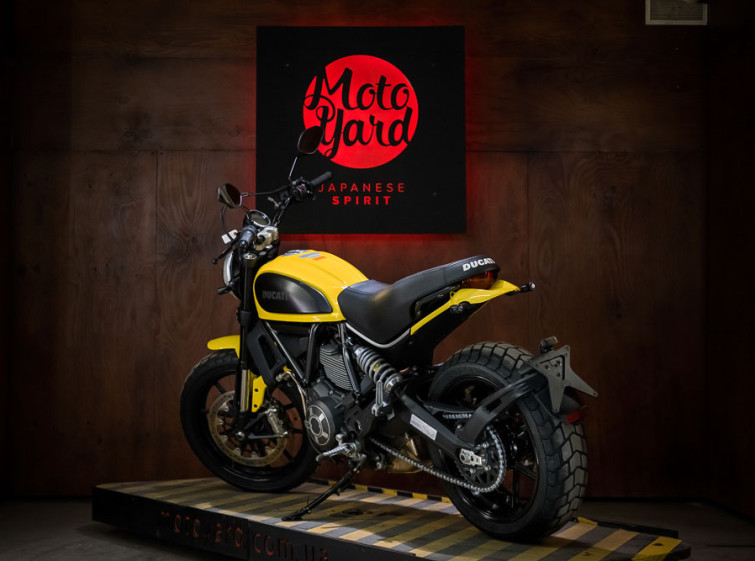 Мотоцикл Ducati Scrambler Icon ABS Состояние нового с пробегом 5959 км