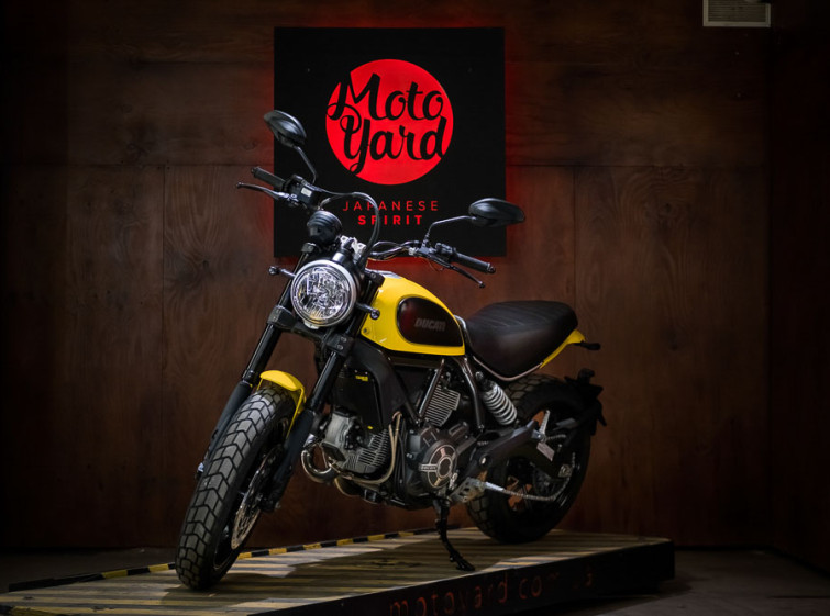 Мотоцикл Ducati Scrambler Icon ABS Состояние нового с пробегом 5959 км