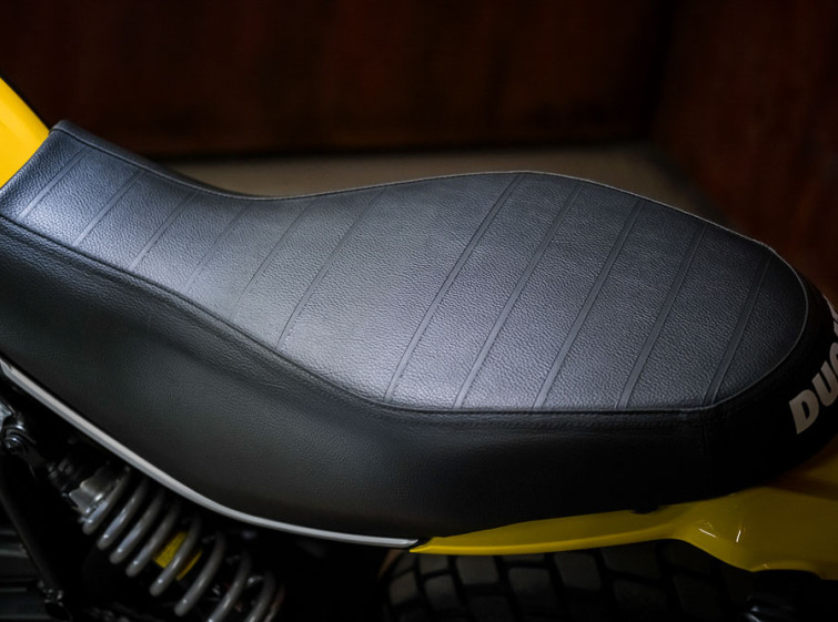 Мотоцикл Ducati Scrambler Icon ABS Состояние нового с пробегом 5959 км