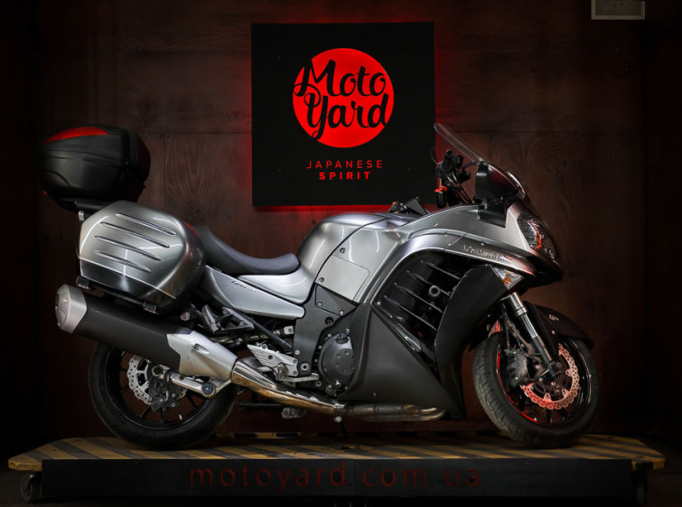 Мотоцикл Kawasaki GTR 1400 Traction ABS 2 Покоління Стан нового з пробігом 15416 км