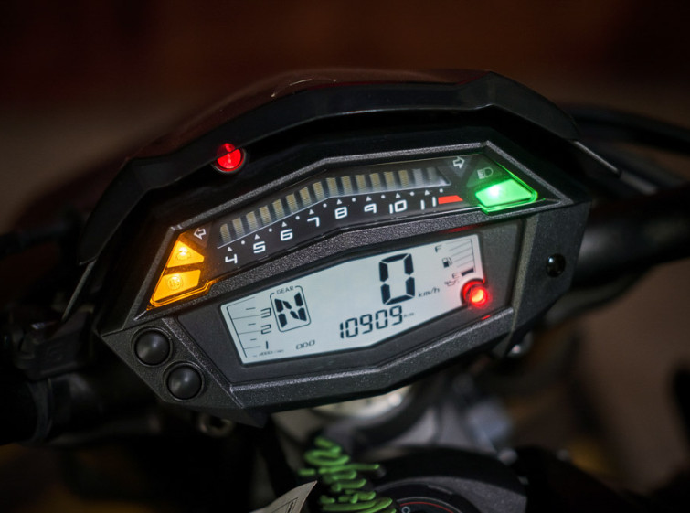 Мотоцикл Kawasaki Ninja Z1000 ABS Traction Состояние нового с пробегом 10909 км