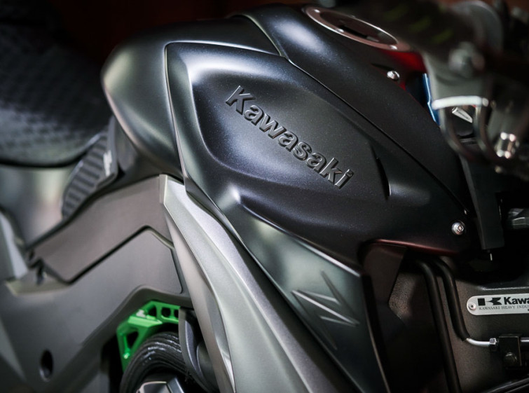 Мотоцикл Kawasaki Ninja Z1000 ABS Traction Состояние нового с пробегом 10909 км