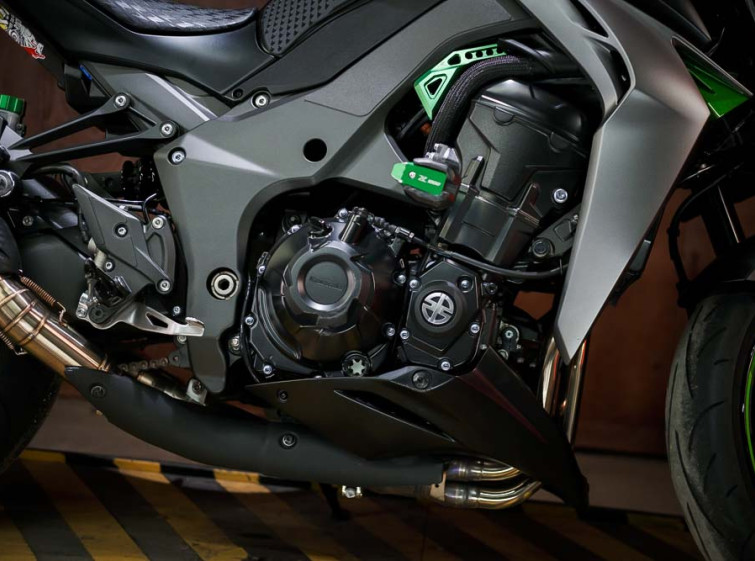 Мотоцикл Kawasaki Ninja Z1000 ABS Traction Состояние нового с пробегом 10909 км