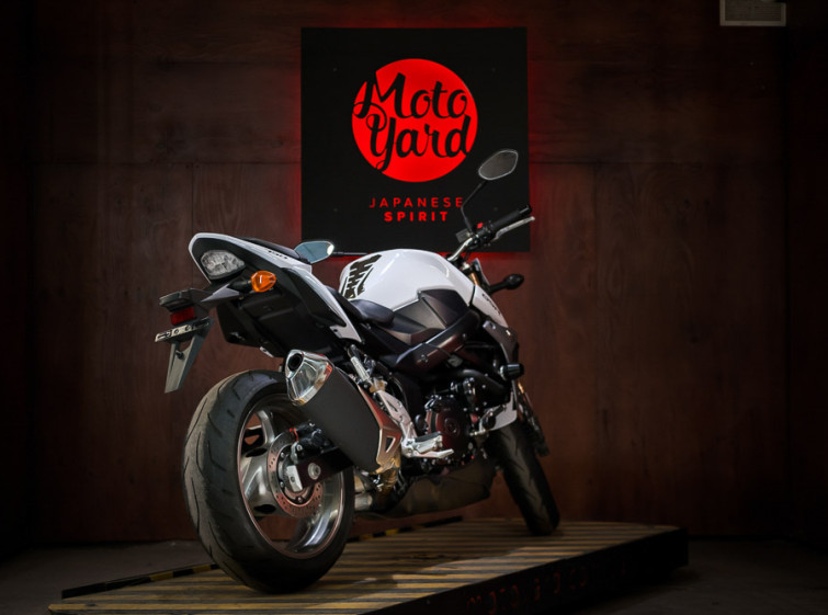 Мотоцикл Suzuki GSR 750 ABS Состояние нового с пробегом 16484 км