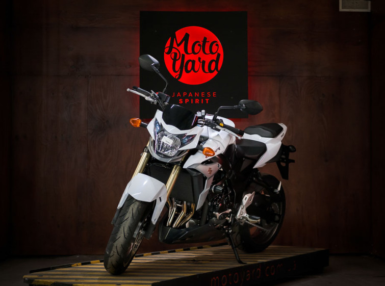 Мотоцикл Suzuki GSR 750 ABS Состояние нового с пробегом 16484 км