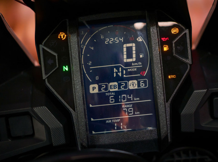 Мотоцикл Honda Africa Twin Adventure ABS Traction Автомат с пробегом 6104 км