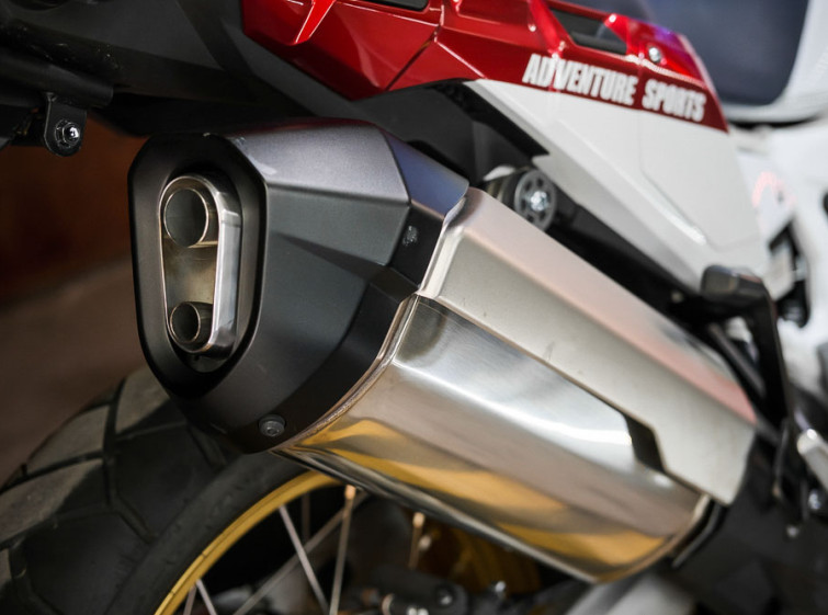 Мотоцикл Honda Africa Twin Adventure ABS Traction Автомат с пробегом 6104 км