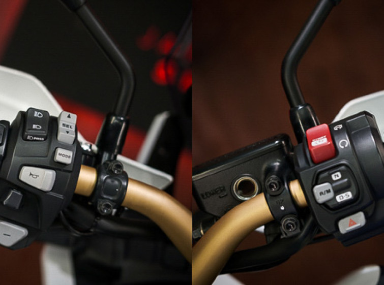 Мотоцикл Honda Africa Twin Adventure ABS Traction Автомат с пробегом 6104 км