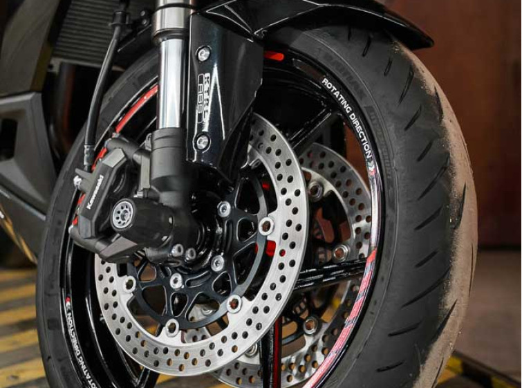 Мотоцикл Kawasaki Ninja 1000SX ABS Traction Quickshifter з пробігом 15263 км