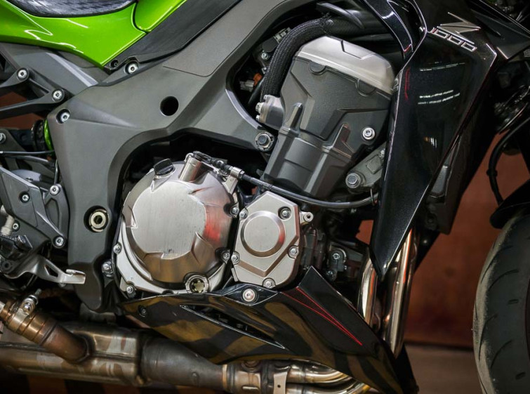 Мотоцикл Kawasaki Z1000 ABS Traction с пробегом 17795 км
