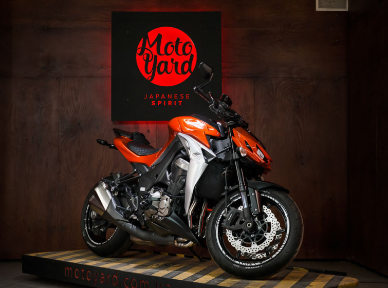 Мотоцикл Kawasaki Z1000 с пробегом 10092 км