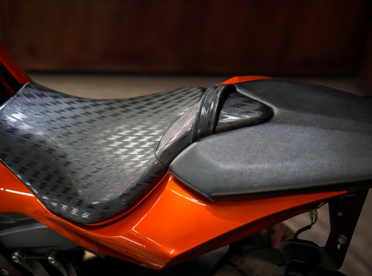 Мотоцикл Kawasaki Z1000 с пробегом 10092 км