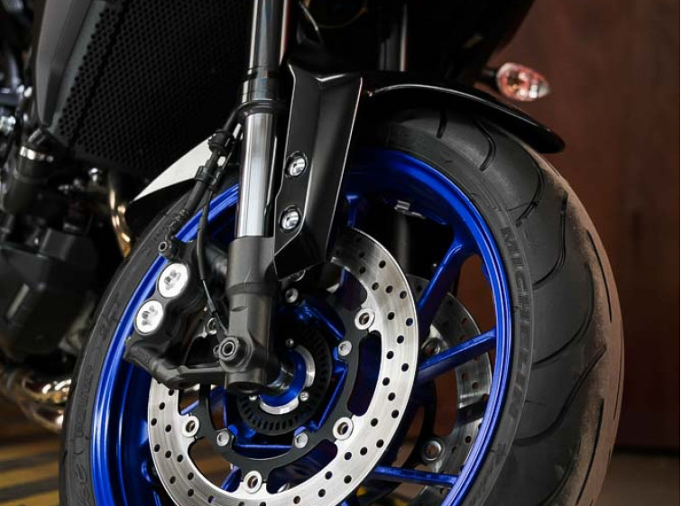 Мотоцикл Yamaha MT-09 Tracer Traction ABS QuickShifter з пробігом 14752 км