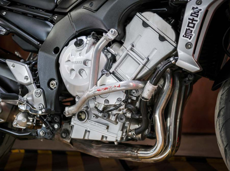 Мотоцикл Yamaha FZ1S ABS Полносильная версия с пробегом 12095 км