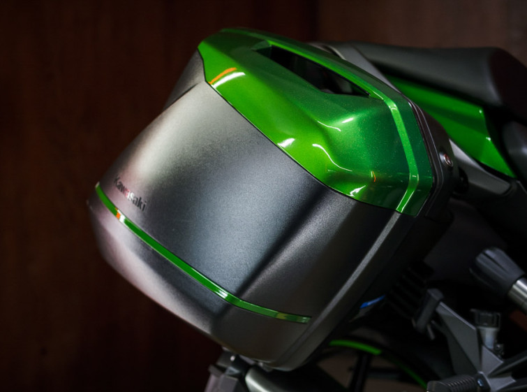 Мотоцикл Kawasaki Ninja Z1000SX ABS Traction Quickshifter з пробігом 21165 км