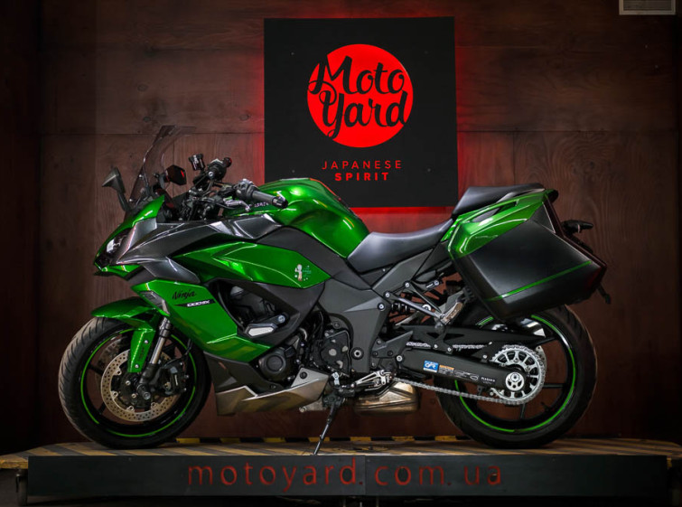 Мотоцикл Kawasaki Ninja Z1000SX ABS Traction Quickshifter з пробігом 21165 км