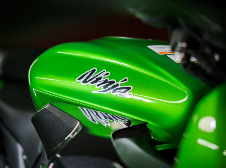 Мотоцикл Kawasaki Ninja Z1000 ABS Traction с пробегом 3330 км
