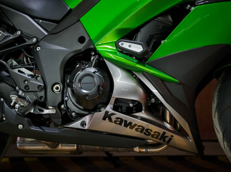 Мотоцикл Kawasaki Ninja Z1000 ABS Traction с пробегом 3330 км