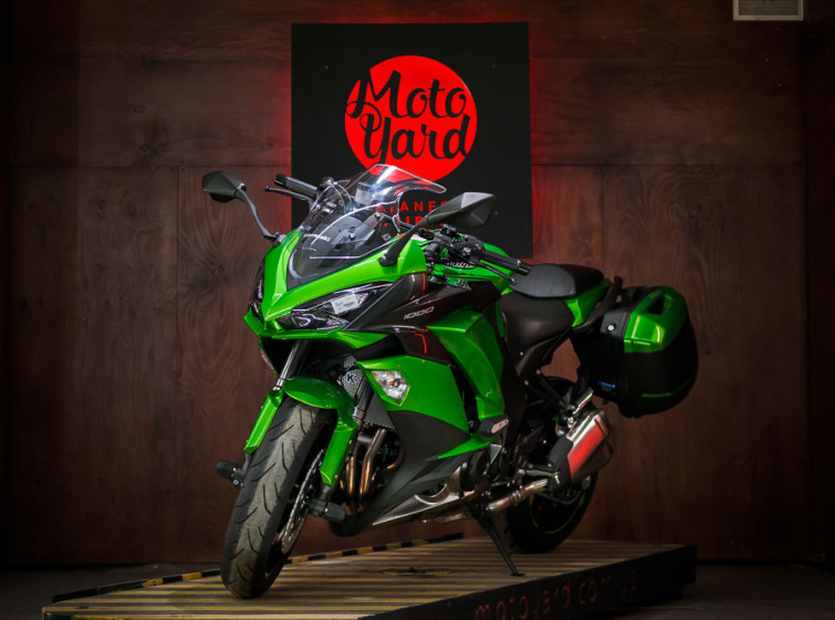 Мотоцикл Kawasaki Ninja Z1000 ABS Traction с пробегом 3330 км