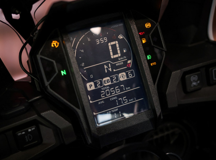 Мотоцикл Honda Africa Twin ABS Traction DCT Adventure юбилейная с пробегом 20657 км