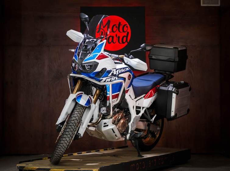 Мотоцикл Honda Africa Twin ABS Traction DCT Adventure юбилейная с пробегом 20657 км