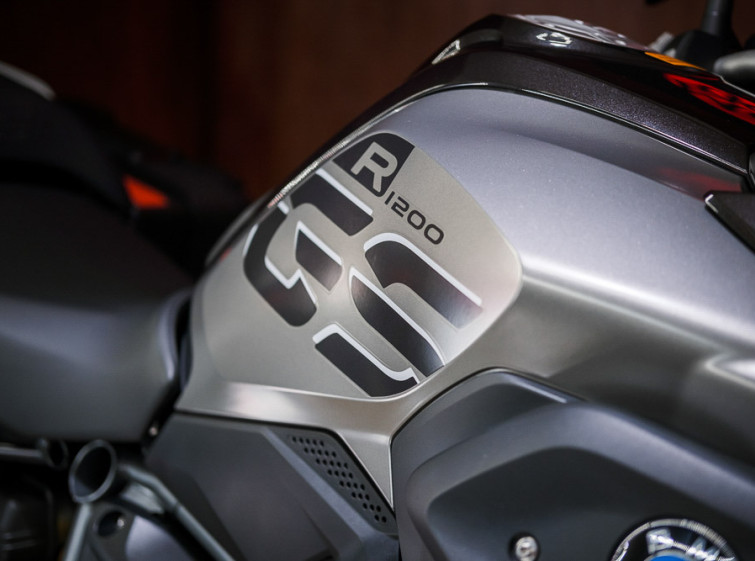 Мотоцикл BMW R1200GS ABS Traction Quickshifter Максимальная комплектация с пробегом 13639 км