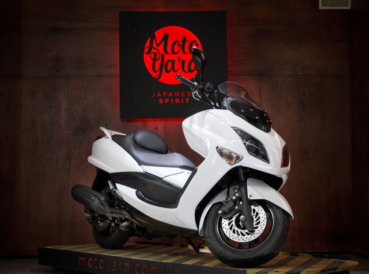 Макси скутер Yamaha Majesty 250 с пробегом 16531 км