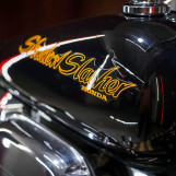 Мотоцикл Honda Shadow Slasher 400 с пробегом 25057 км