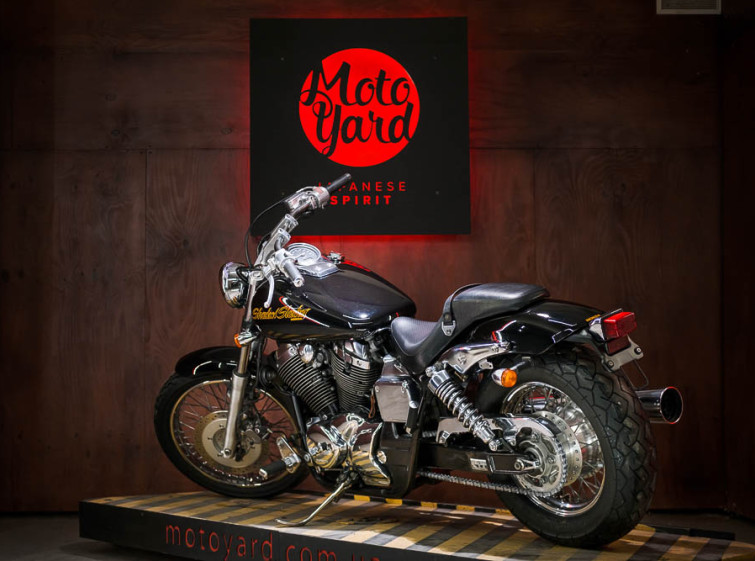 Мотоцикл Honda Shadow Slasher 400 с пробегом 25057 км